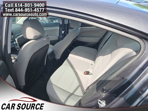 Used 2020 Hyundai Elantra SE FWD image 7
