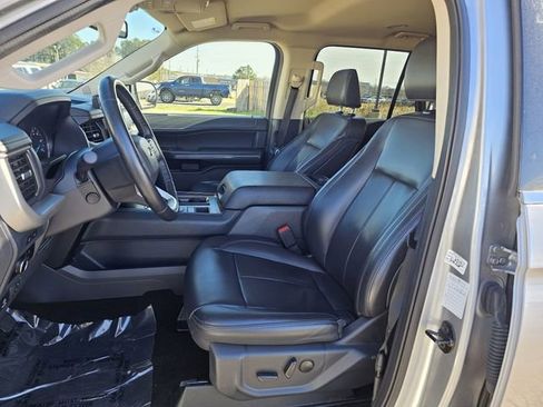 Certified 2024 Ford Expedition XLT image 13