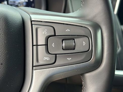 Used 2023 Chevrolet Tahoe Z71 w/ Luxury Package AWD/4WD image 30