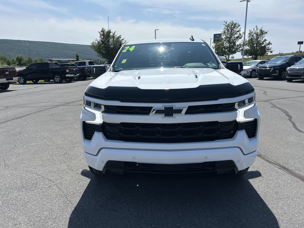 Used 2024 Chevrolet Silverado 1500 RST w/ RST All Star Premium Package AWD/4WD image 2