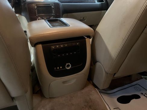 Used 2007 GMC Yukon XL Denali AWD/4WD image 23
