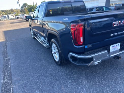 Used 2020 GMC Sierra 1500 SLT w/ SLT Premium Plus Package image 8