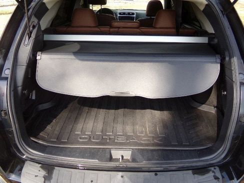 Used 2019 Subaru Outback 2.5i Touring w/ Popular Package #3A image 36