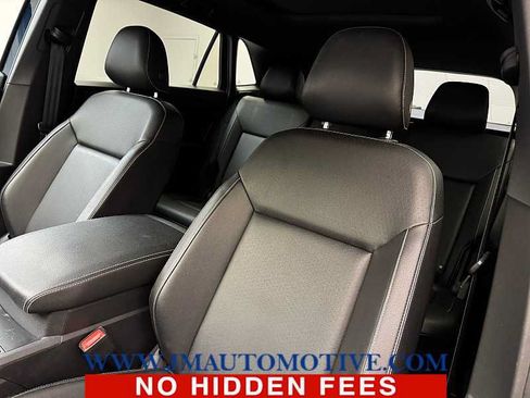 Used 2020 Volkswagen Atlas Cross Sport SE w/ Panoramic Sunroof Package AWD/4WD image 14