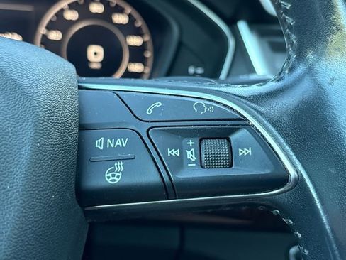 Used 2018 Audi Q5 2.0T Premium Plus w/ Premium Plus Package image 21