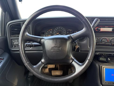 Used 2002 Chevrolet Silverado 2500 LT AWD/4WD image 14