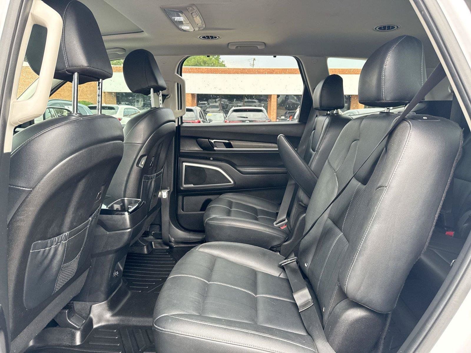 Used 2022 Kia Telluride EX w/ EX Premium Package AWD/4WD image 15