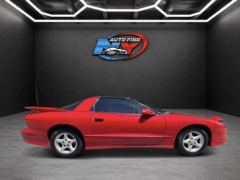 Used 1995 Pontiac Firebird Trans Am RWD image 14
