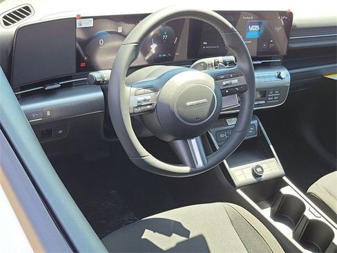 New 2025 Hyundai Kona SEL image 2