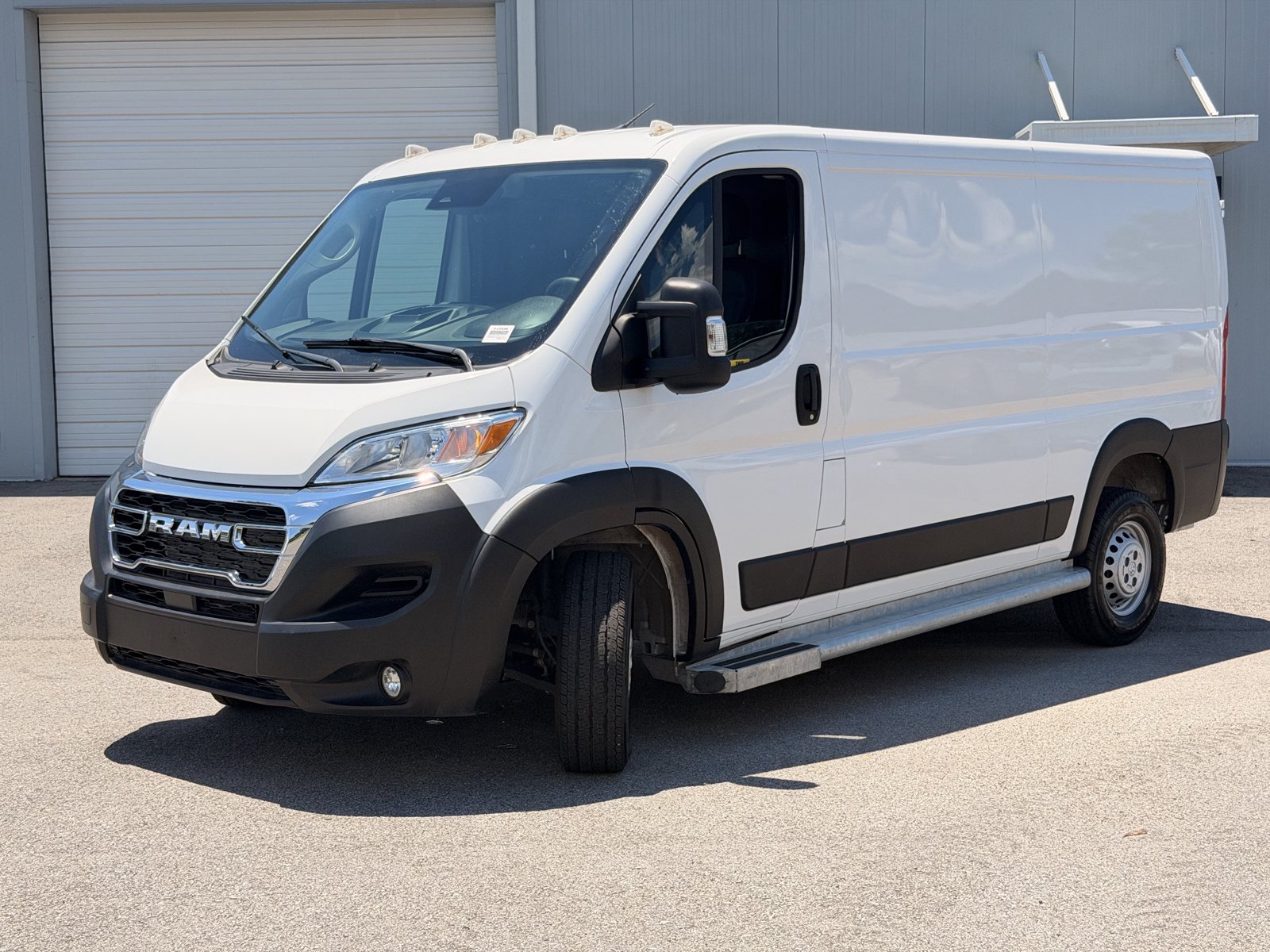 Used 2025 RAM ProMaster 2500 w/ U-Haul Equipment Group FWD image 7