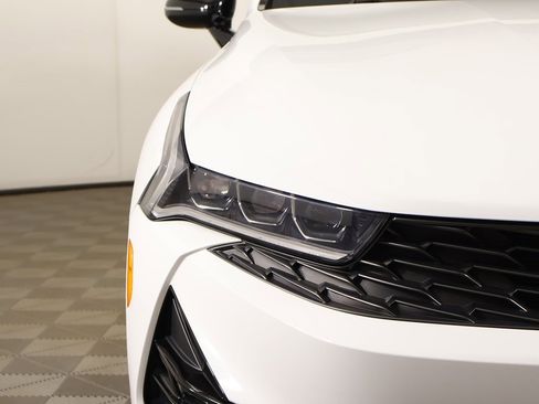 Used 2023 Kia K5 GT-Line image 14