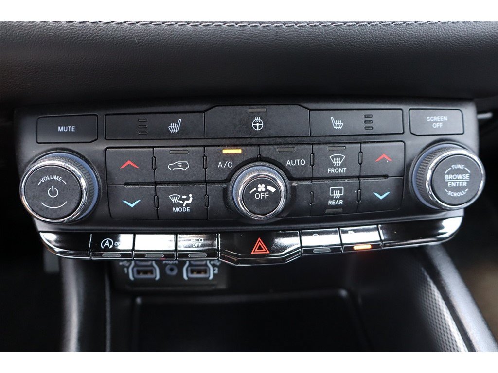 Used 2022 Dodge Durango GT RWD image 41