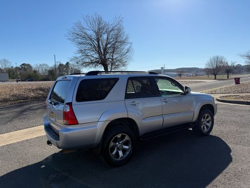 Used 2007 Toyota 4Runner Limited image 5