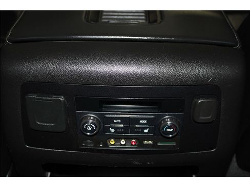 Used 2016 GMC Yukon SLT w/ Open Road Package image 17