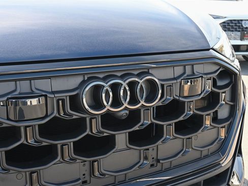 New 2026 Audi Q8 Premium Plus image 25