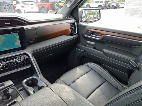 Used 2023 GMC Sierra 1500 Denali image 17