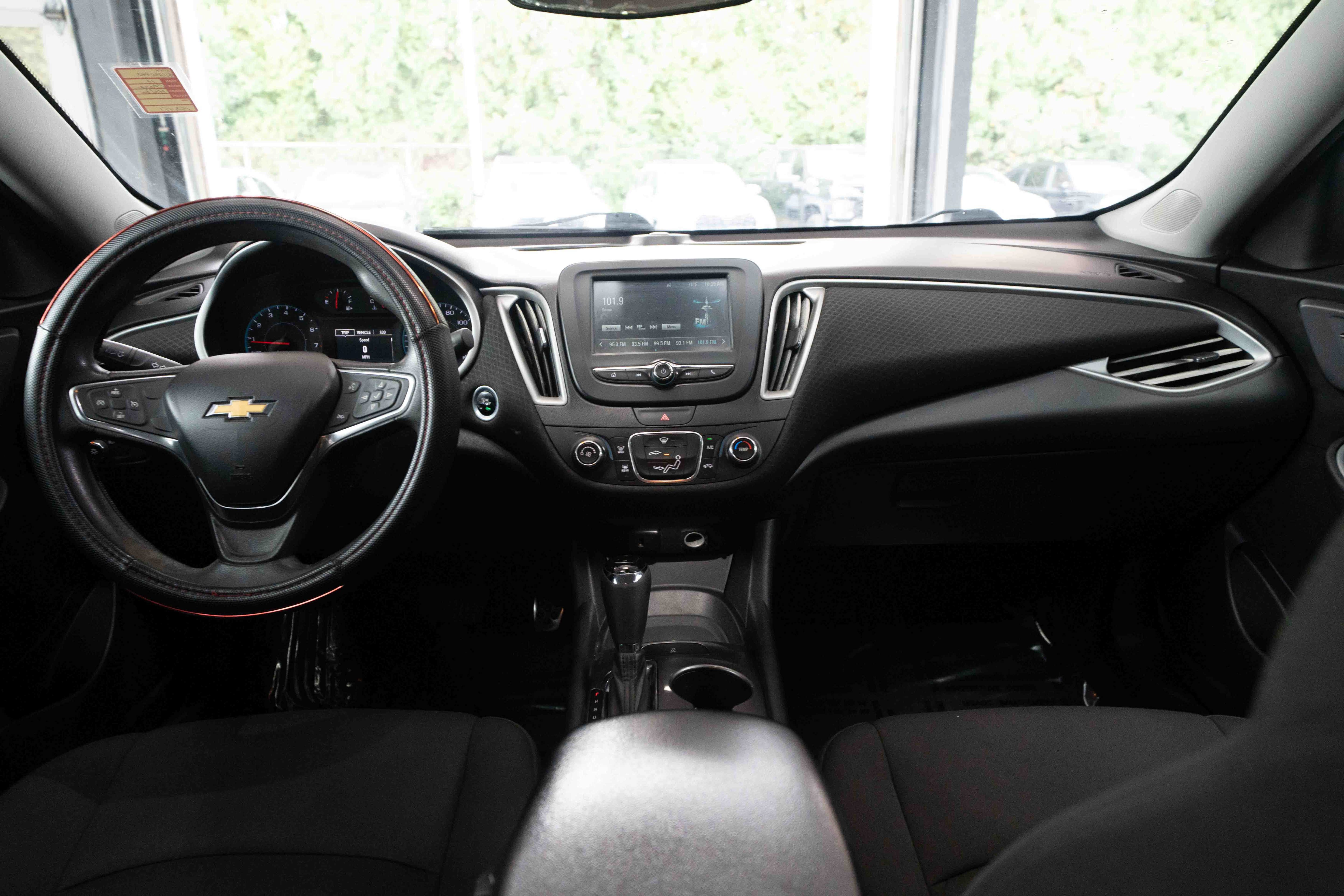 Used 2017 Chevrolet Malibu LS FWD image 20