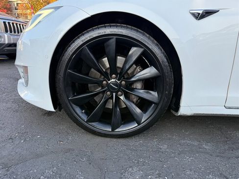 Used 2016 Tesla Model S 75 image 9