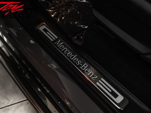 Used 2023 Mercedes-Benz G 550 image 23