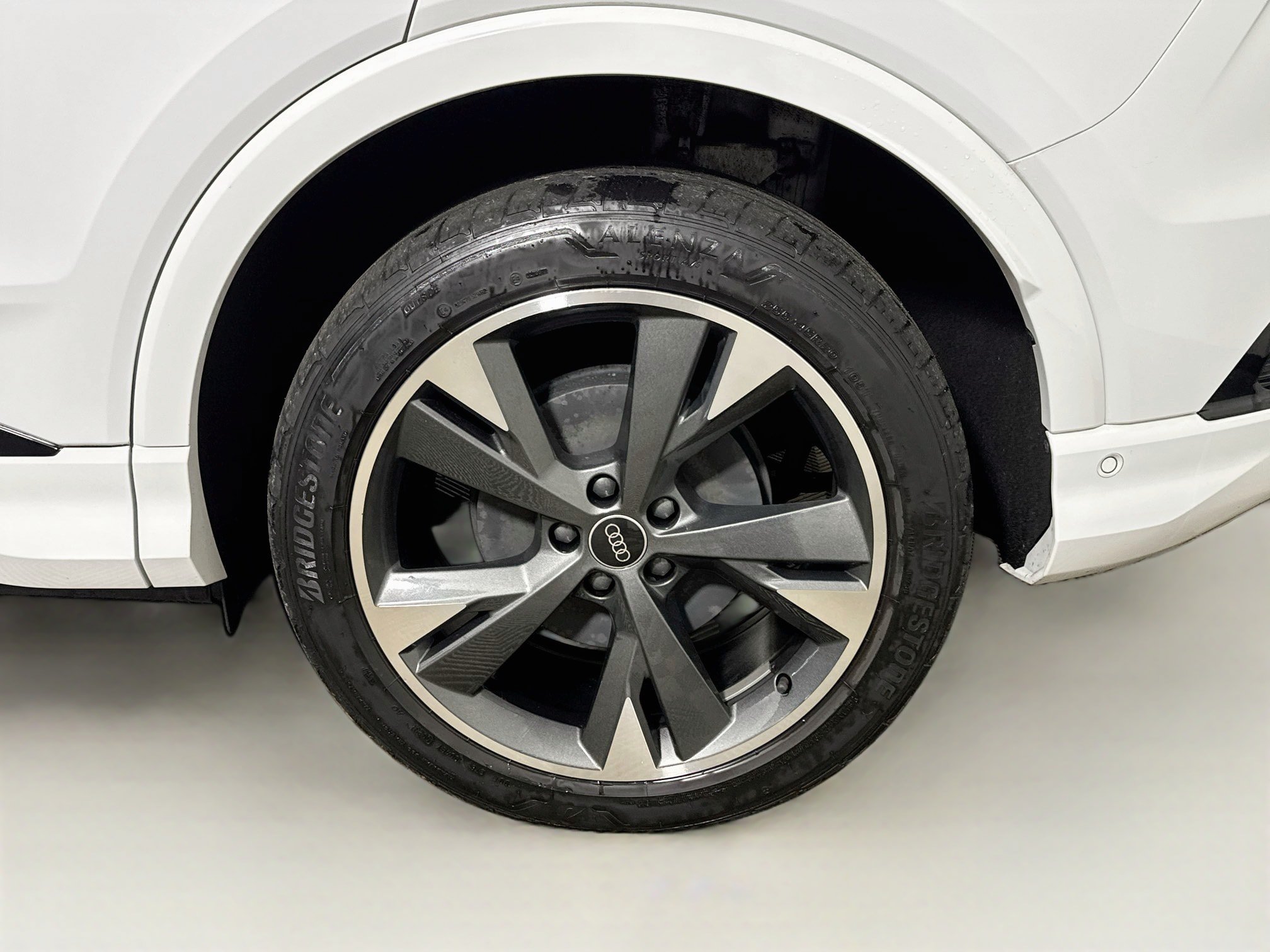 Used 2023 Audi Q4 e-tron Premium Plus w/ Premium Plus AWD/4WD image 26