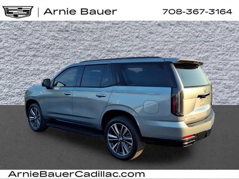 Certified 2025 Cadillac Escalade Sport AWD/4WD image 9