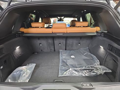 New 2026 BMW X5 xDrive50e w/ Executive Package image 14