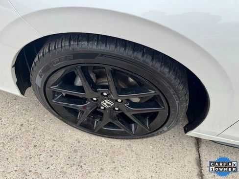 Used 2022 Honda Civic Sport image 18