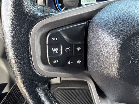 Used 2023 Ford Bronco Everglades image 22