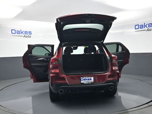 Used 2023 Chevrolet TrailBlazer RS w/ Sun and Liftgate Package image 56