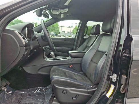 Used 2019 Jeep Grand Cherokee Altitude RWD image 13