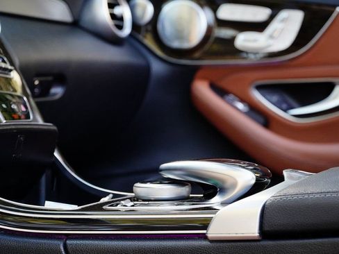 Used 2020 Mercedes-Benz C 300 Cabriolet w/ AMG Line image 15