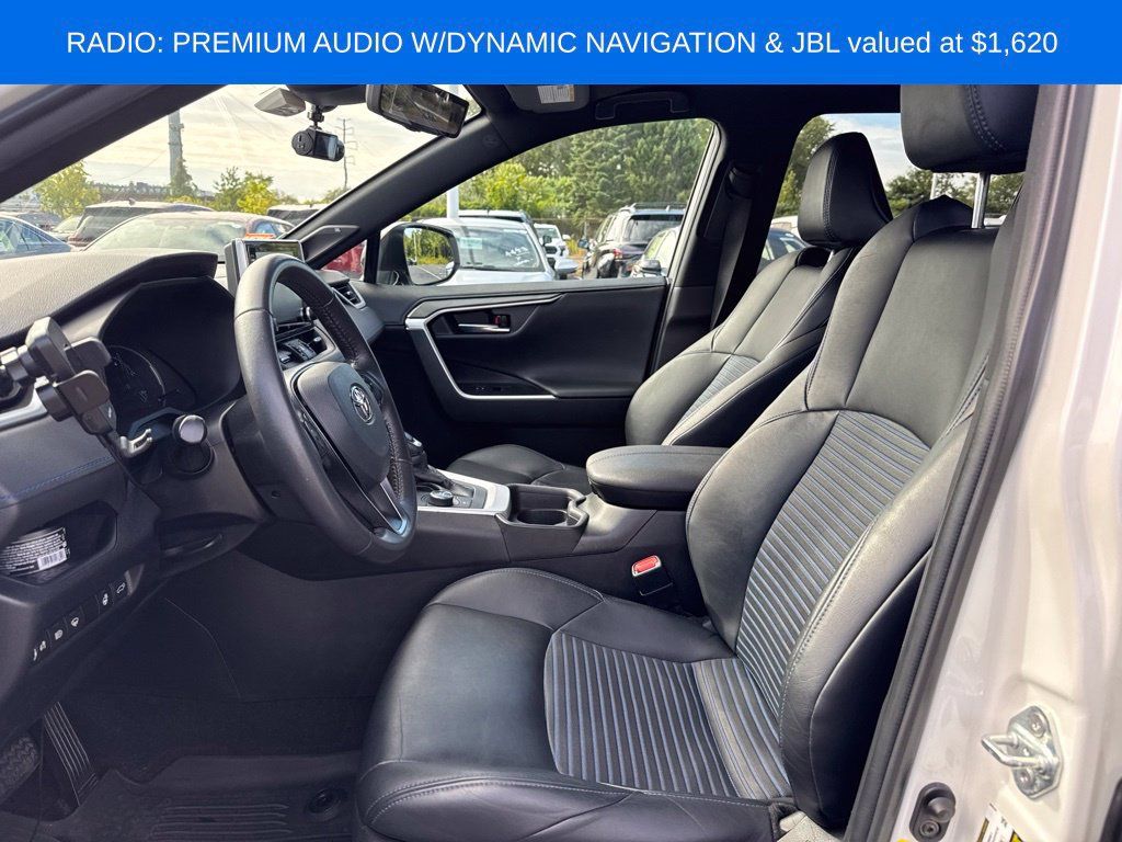 Used 2021 Toyota RAV4 XSE AWD/4WD image 4