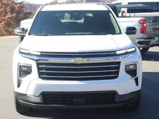 New 2025 Chevrolet Traverse LT w/ Driver Confidence Package video 2