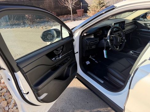 New 2026 Lincoln Corsair Grand Touring image 21