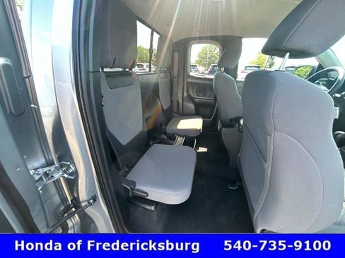 Used 2020 Toyota Tacoma SR w/ SX Package AWD/4WD image 24