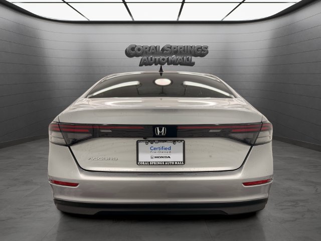 Certified 2025 Honda Accord SE image 4