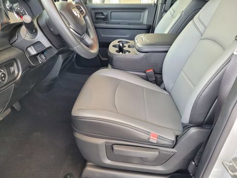 New 2026 RAM 2500 Tradesman AWD/4WD image 7