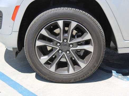 Used 2021 Jeep Grand Cherokee L Overland AWD/4WD image 8