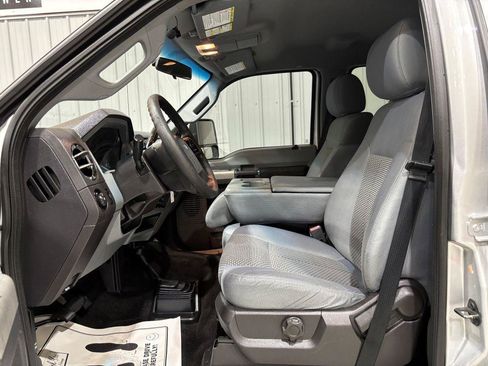 Used 2016 Ford F250 XLT AWD/4WD image 11