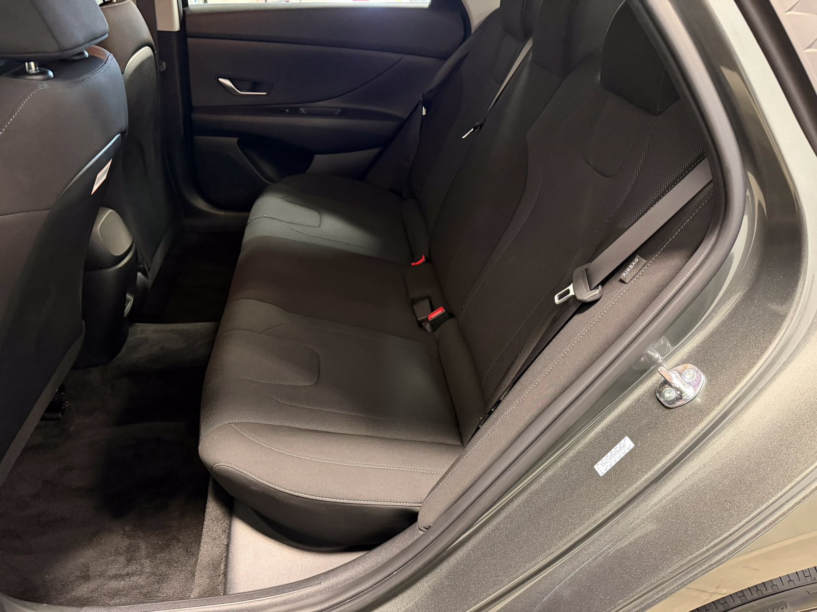 Certified 2024 Hyundai Elantra SE FWD image 29