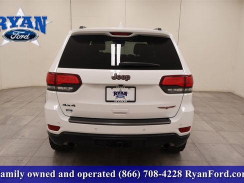 Used 2021 Jeep Grand Cherokee Trailhawk w/ Trailhawk Luxury Group image 4