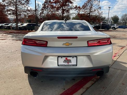 Used 2017 Chevrolet Camaro LT image 7