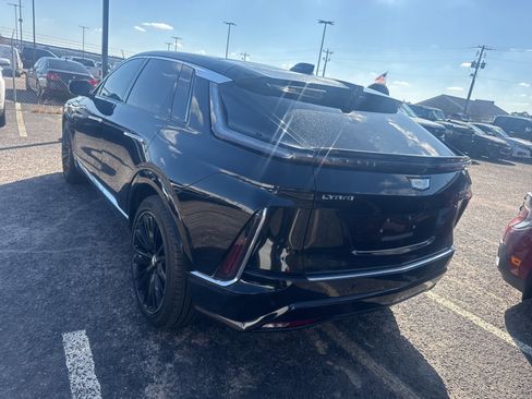 Used 2025 Cadillac Lyriq Luxury image 6