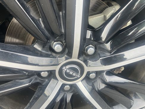 Used 2024 Nissan Altima 2.5 SR FWD image 9