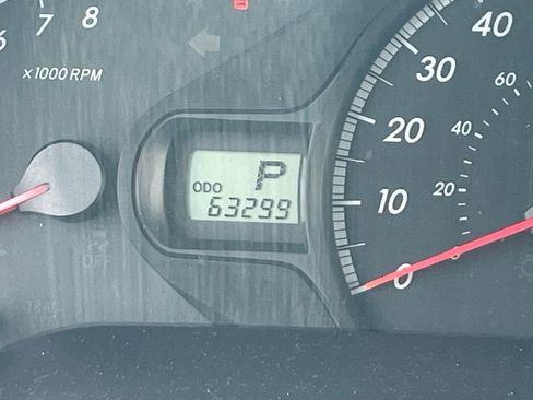 Used 2014 Toyota Sienna LE image 12