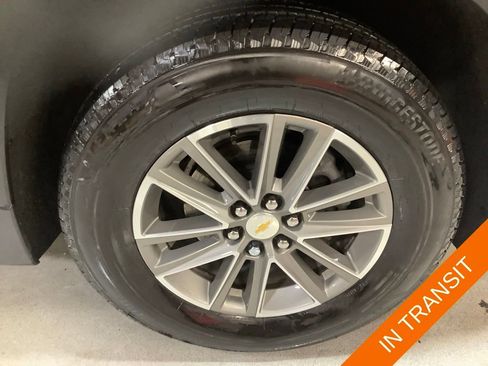 Used 2023 Chevrolet Traverse LT AWD/4WD image 12