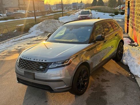 Used 2020 Land Rover Range Rover Velar S image 18