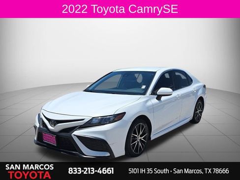Used 2022 Toyota Camry SE FWD image 1