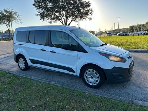 Used 2018 Ford Transit Connect XL FWD image 8