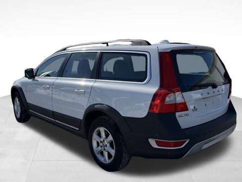 Used 2010 Volvo XC70 3.2 image 5